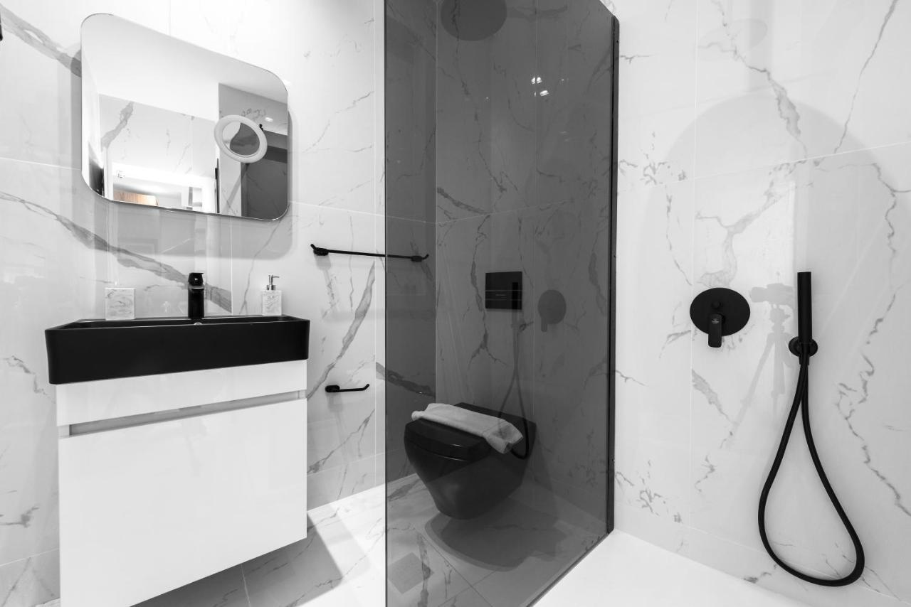 Penthouse Level 8, Nilie Hospitality Mgmt Apartment Tesalonika Bagian luar foto